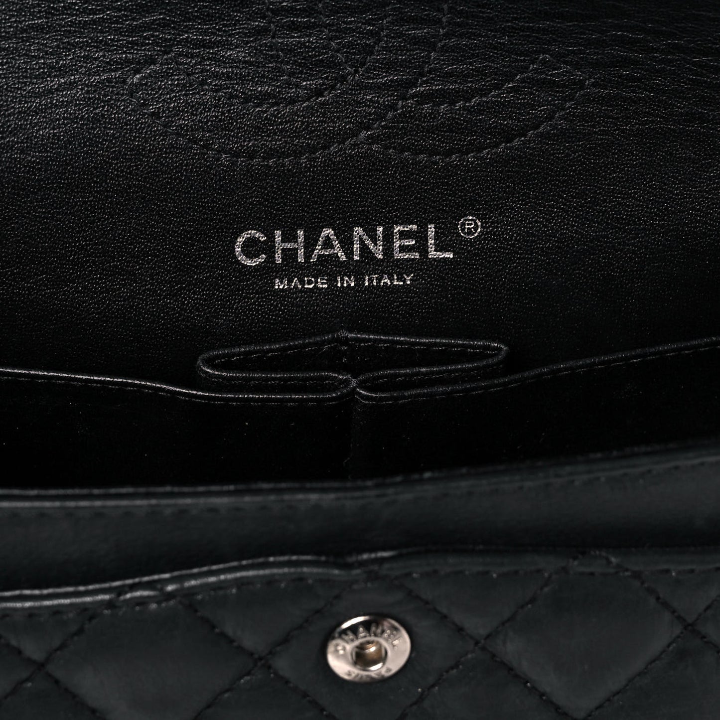 Iridescent Calfskin Quilted 2.55 Reissue 224 Flap Black