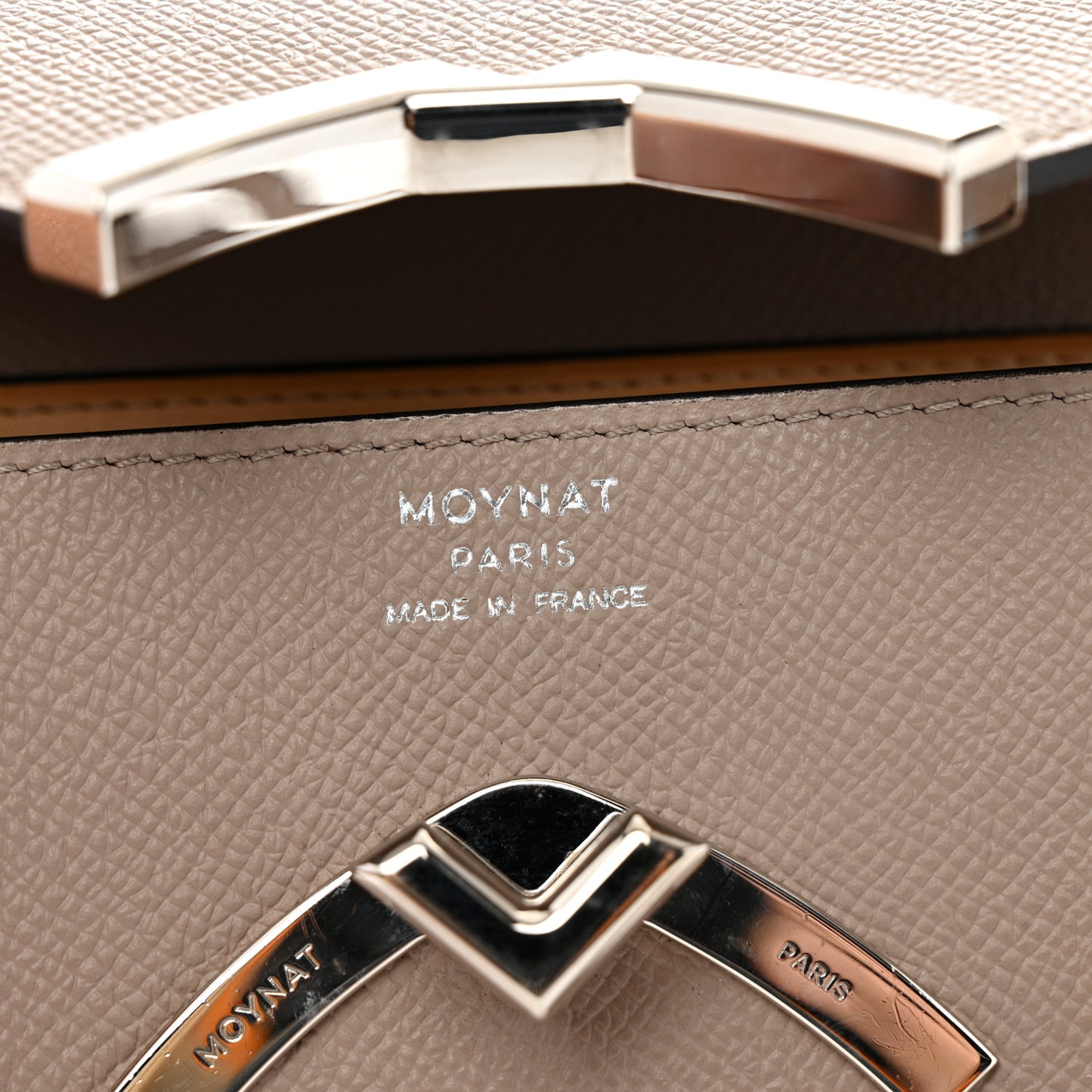 Taurillon Gabrielle Reporter Shoulder Bag Tourterelle