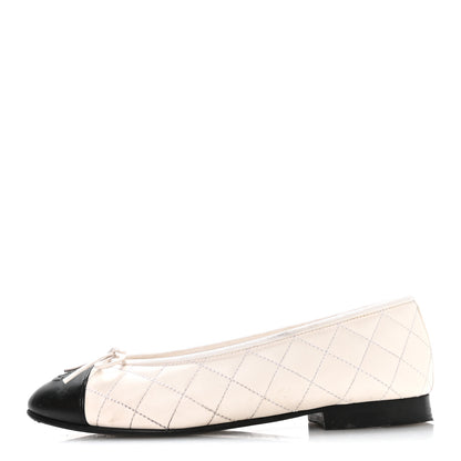 Chanel Canvas Lambskin Quilted CC Cap Toe Ballerina Flats 37 White Black 1 of 8