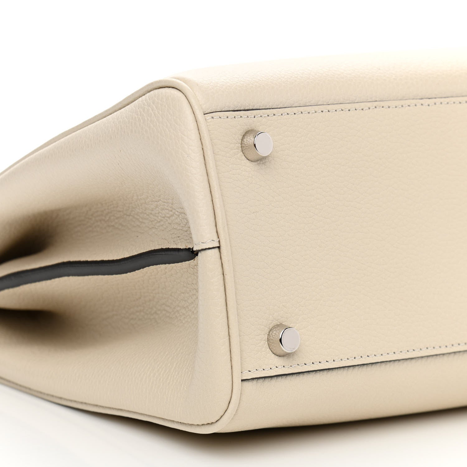 Gucci Grainy Calfskin Medium Zumi Top Handle Bag Mystic White 10 of 11