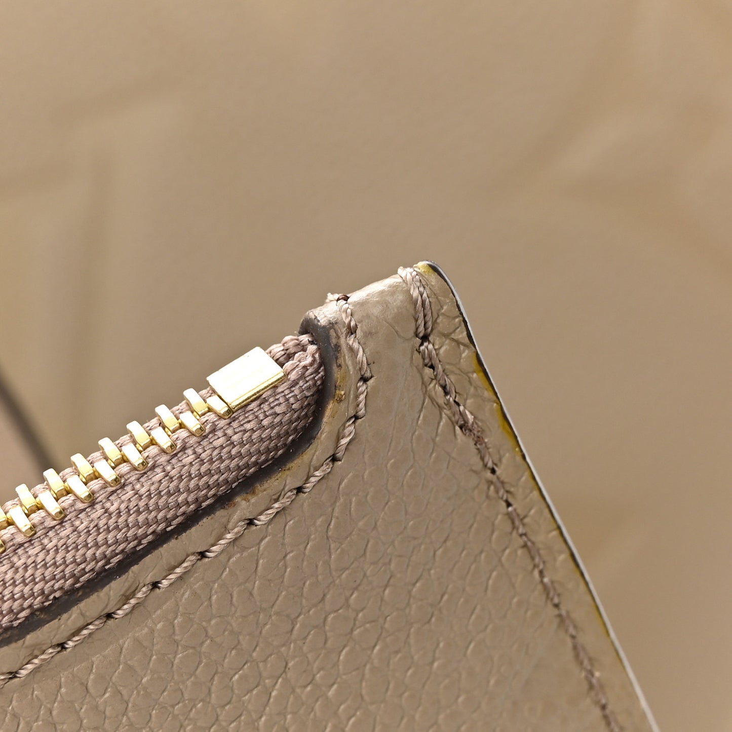 Empreinte Monogram Giant Neverfull MM Tourterelle