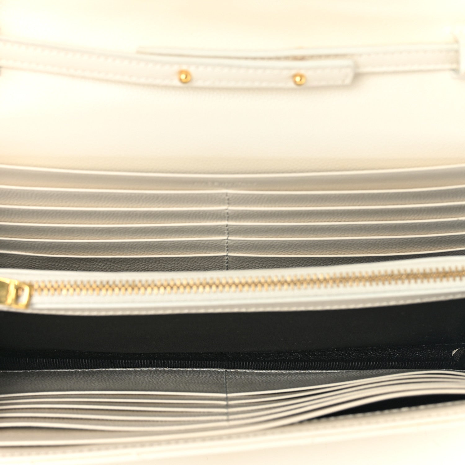 Saint Laurent Grain De Poudre Matelasse Chevron Monogram Chain Wallet Crema Soft 4 of 7