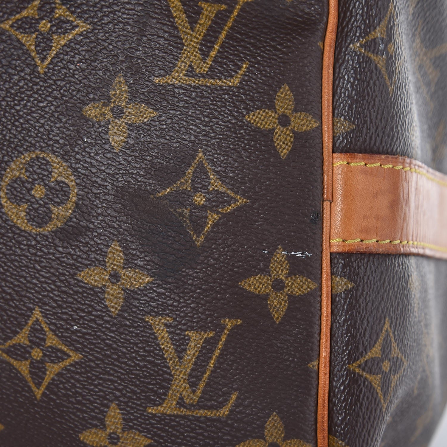 Louis Vuitton Monogram Keepall Bandouliere 45 14 of 17
