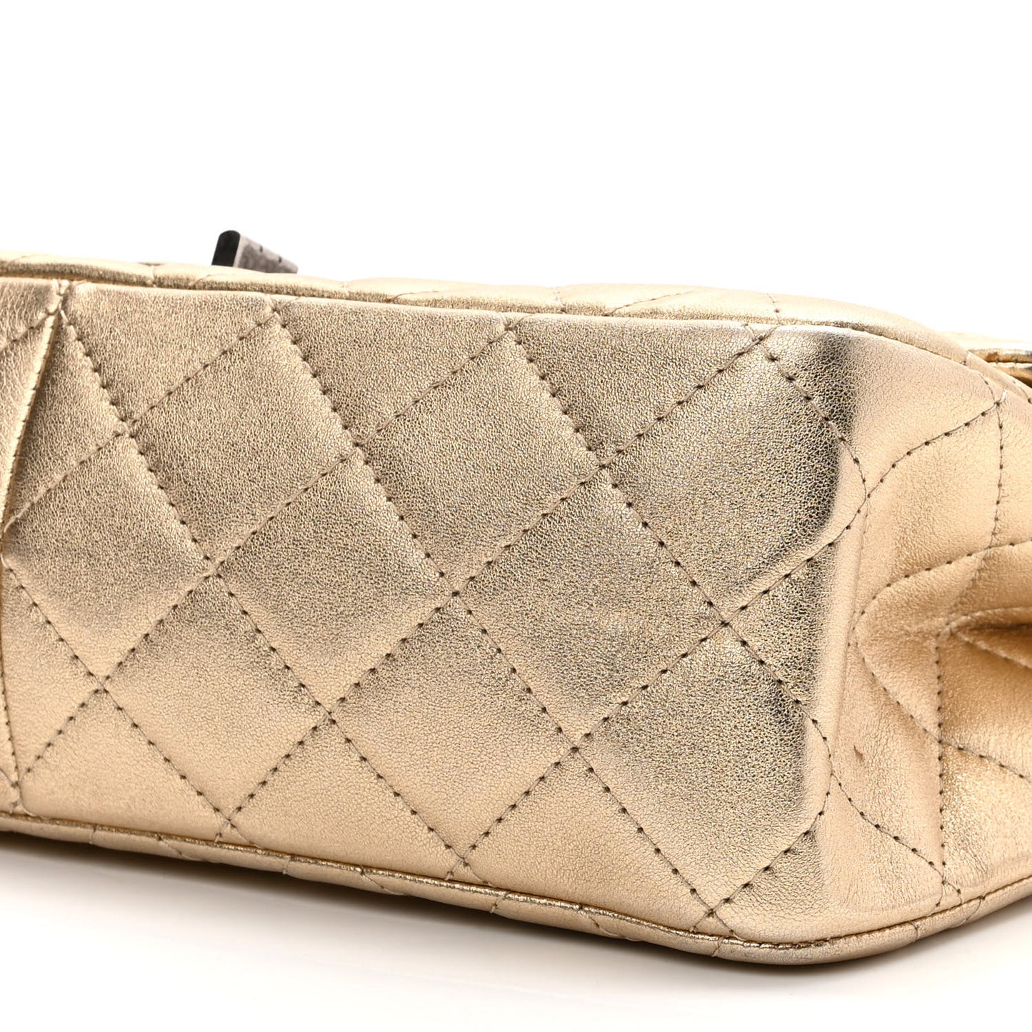 Metallic Aged Calfskin Quilted 2.55 Reissue 227 Flap Gold