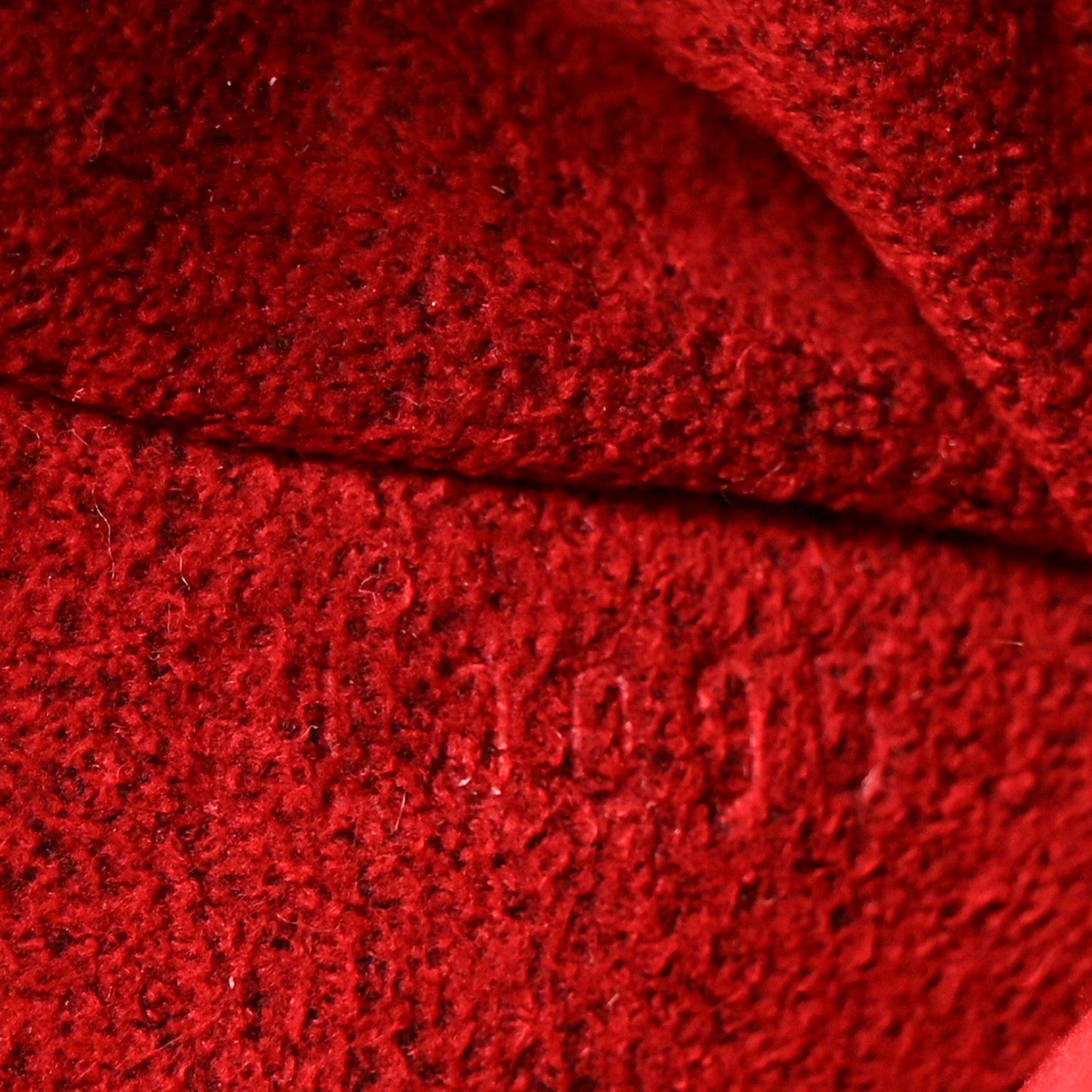 Louis Vuitton Monogram Wapity 7 of 7