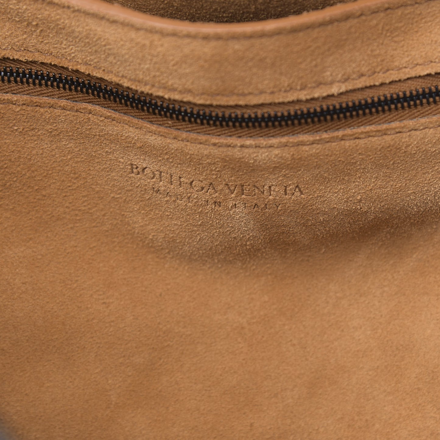 Urban Calfskin Maxi Intrecciato Briefcase Black