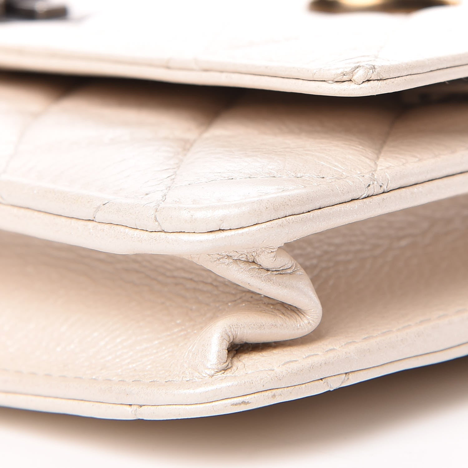 Chanel Metallic Calfskin Lucky Charms Casino 2.55 Reissue Wallet On Chain WOC Ivory 12 of 14