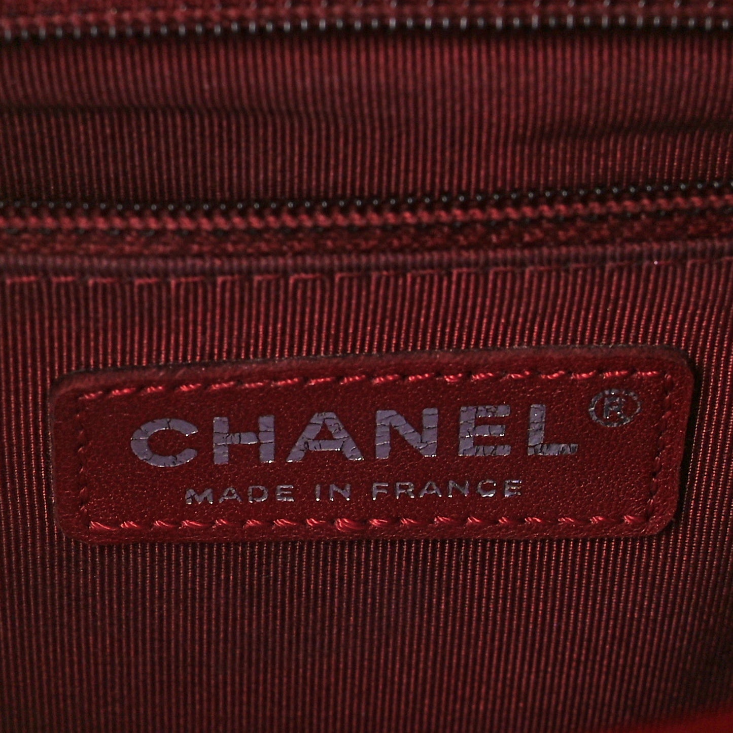 Caviar Quilted New Medium Boy Flap Dark Red