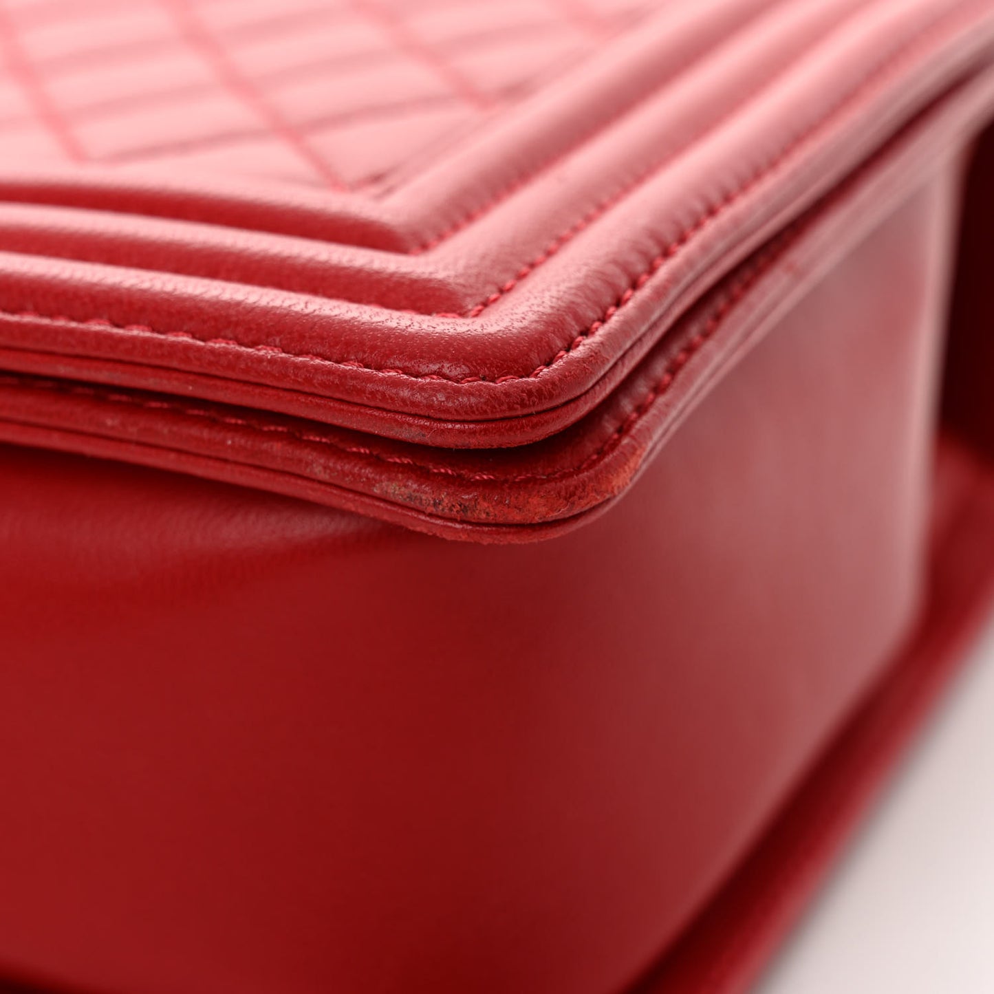 Lambskin Quilted New Medium Boy Flap Red