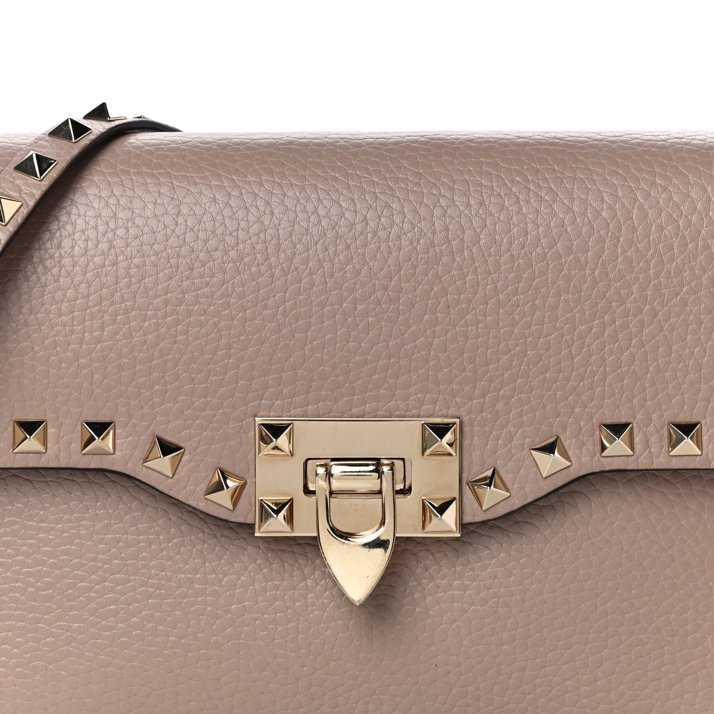 Pebbled Calfskin Medium Rockstud Flip Lock Crossbody Bag Poudre