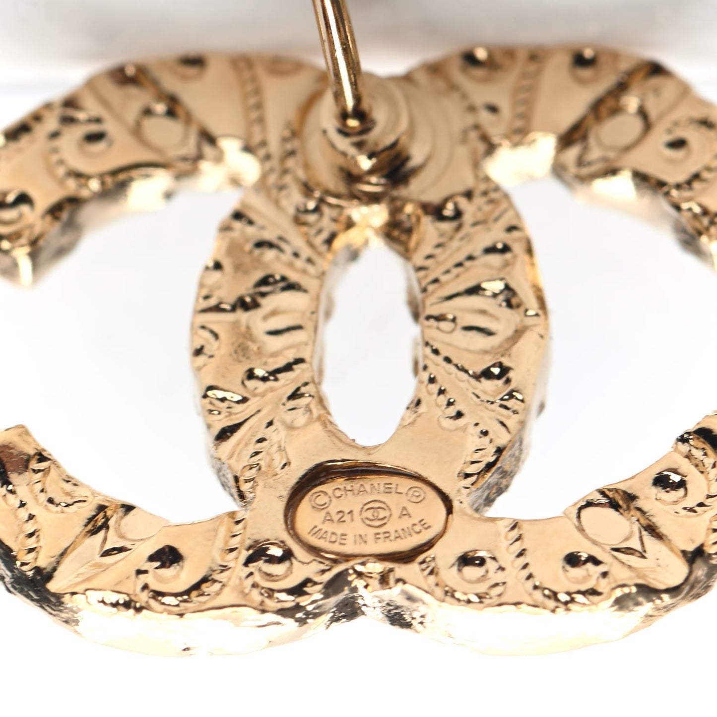 Textured CC Earrings Gold