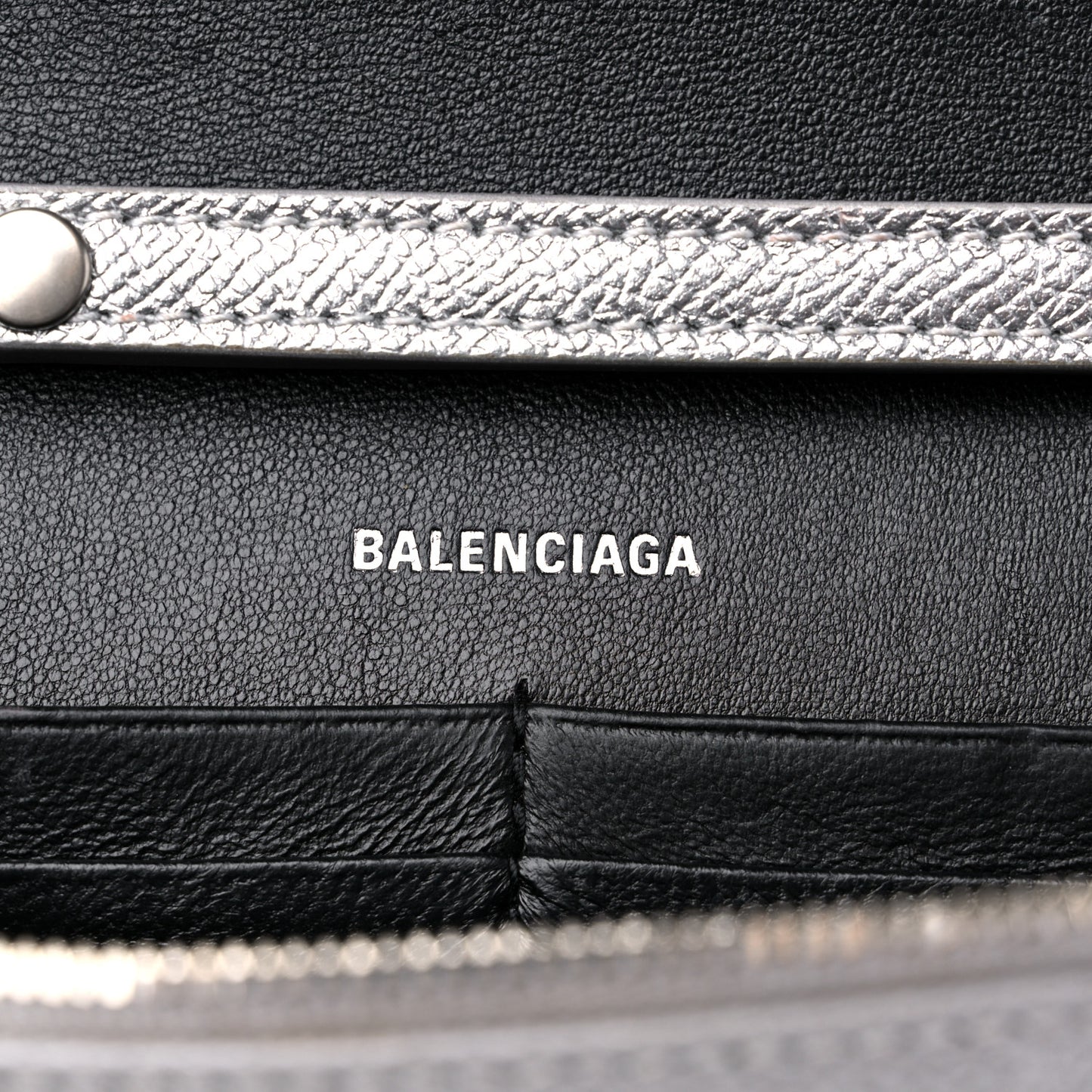 Metallic Grained Calfskin Hourglass Chain Bag Silver