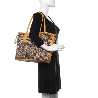 MCM Visetos Medium Liz Reversible Shopper Tote Cognac Yellow 2 of 18