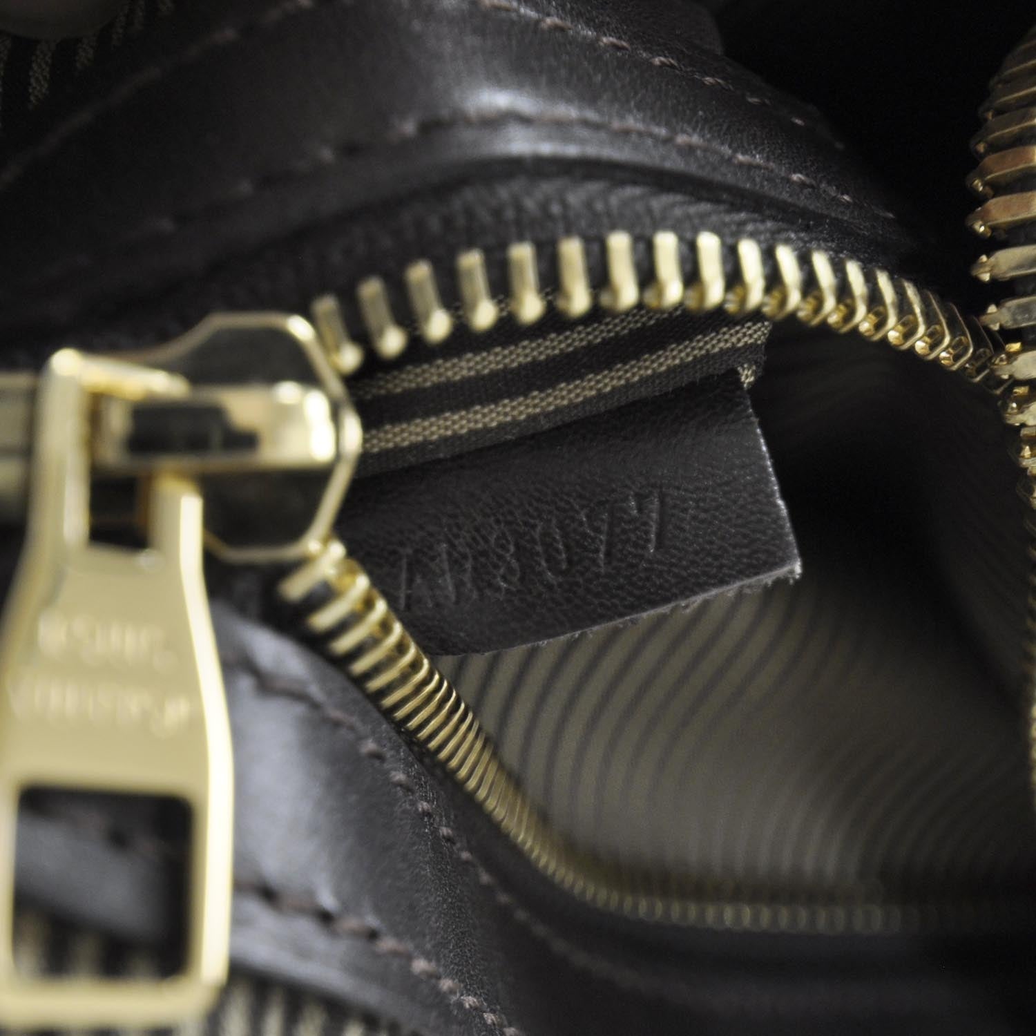 Louis Vuitton Monogram Bequia Porte Document Geant 12 of 12