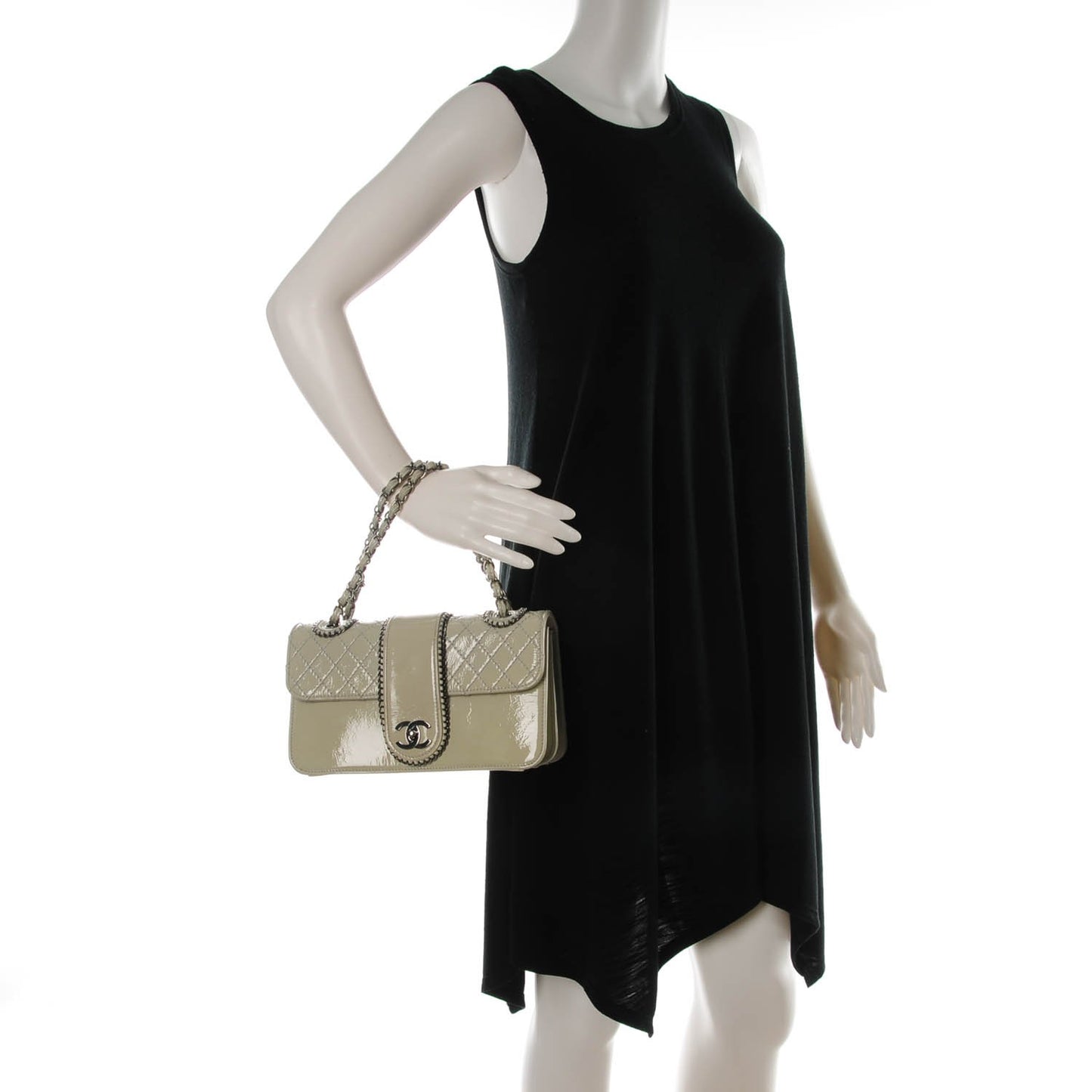 Patent Medium Madison Flap Light Grey