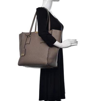 Burberry Heritage Grain Medium Woodbury Tote Pale Taupe 2 of 12