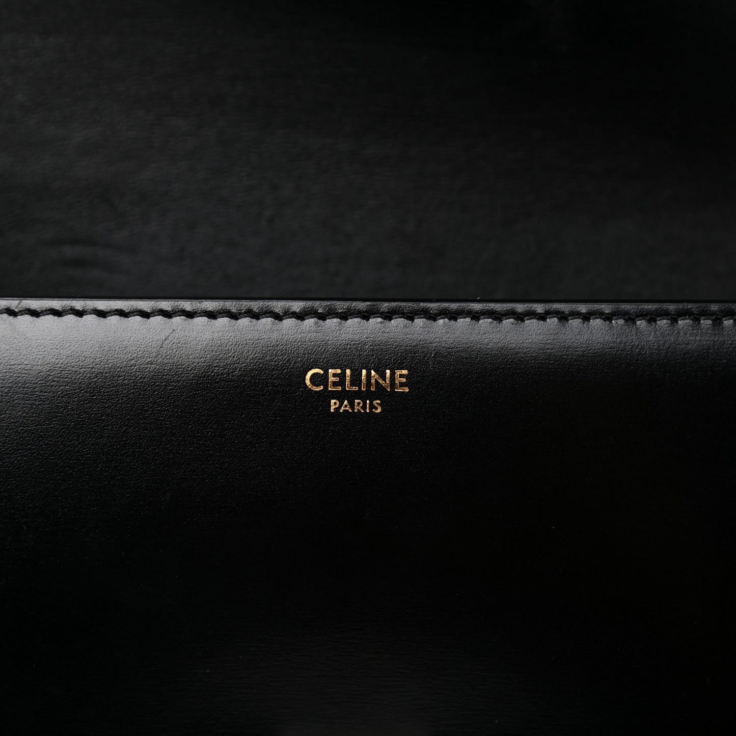 Shiny Calfskin Triomphe Clutch Black