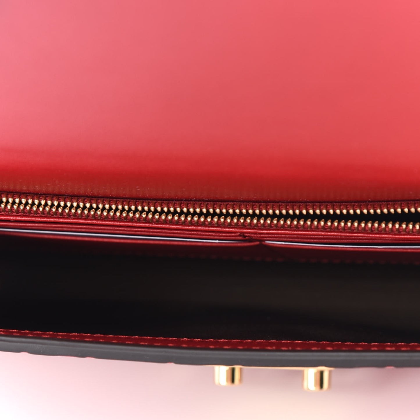 Guccissima Padlock Clutch Hibiscus Red