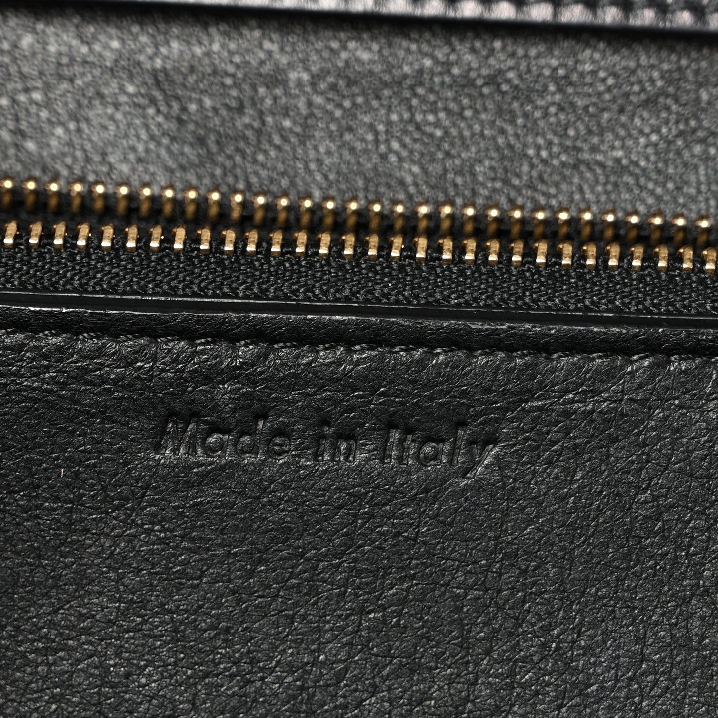 Box Calfskin Medium Classic Box Flap Bag Black