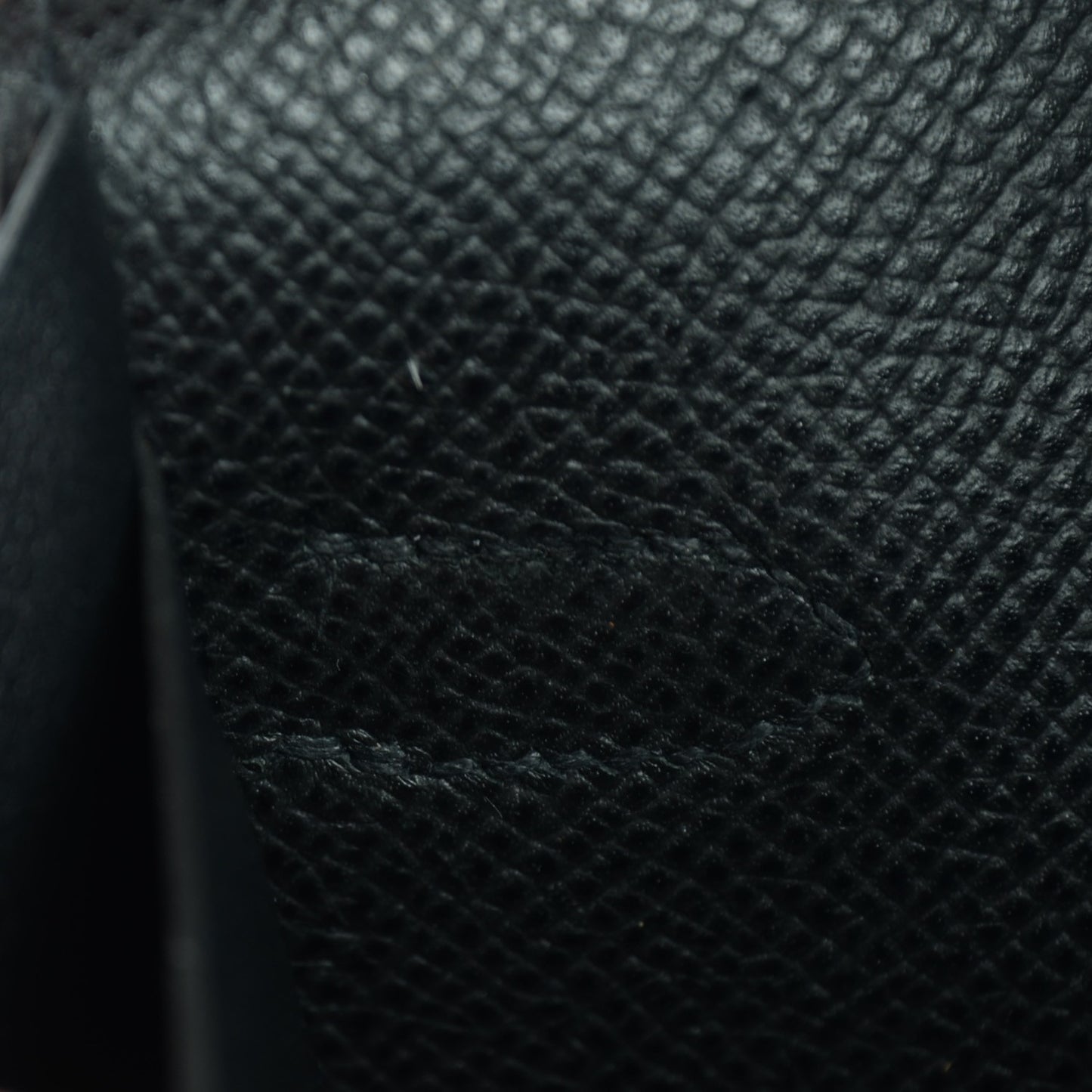 Epsom Kelly Longue Wallet Black