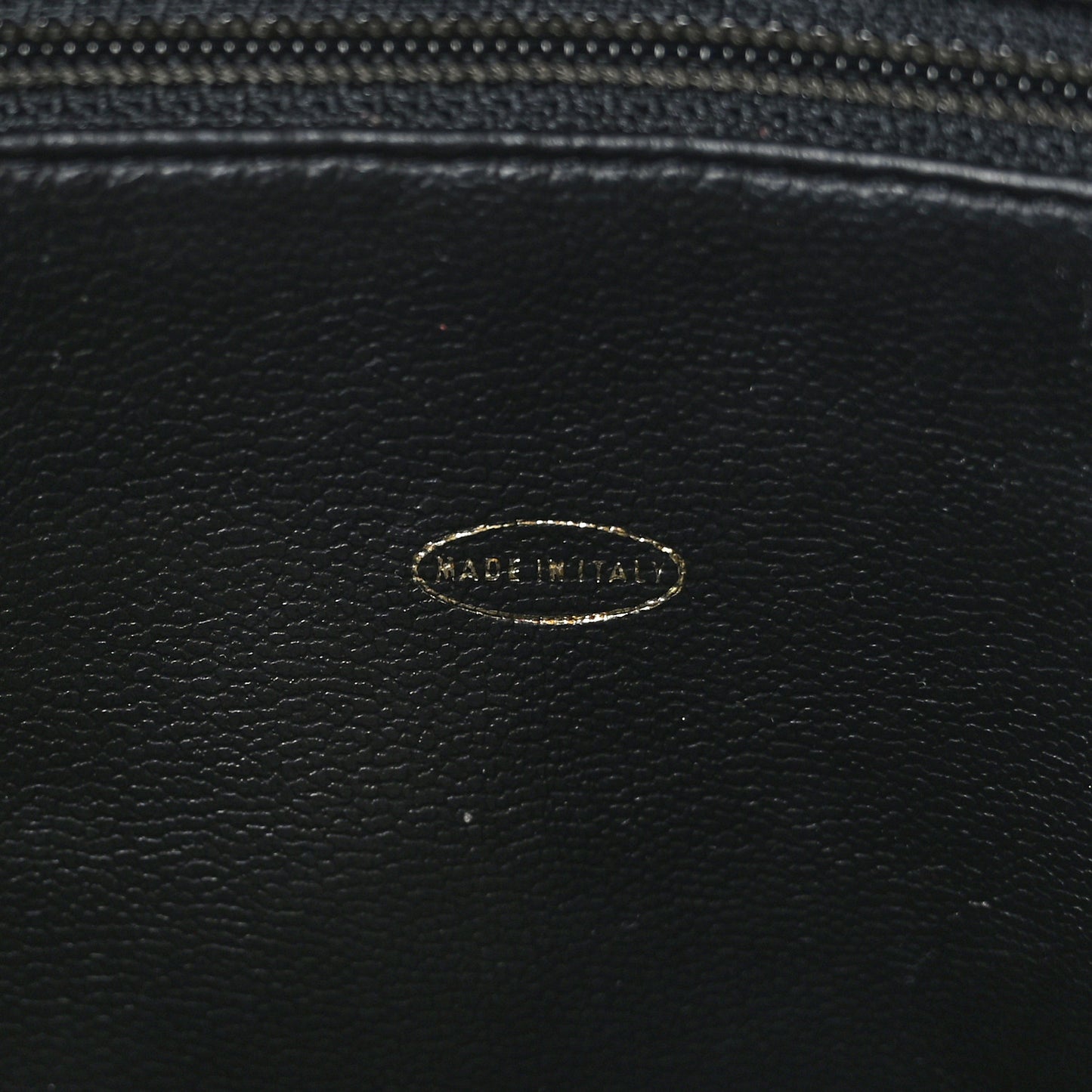 Caviar Shoulder Bag Black