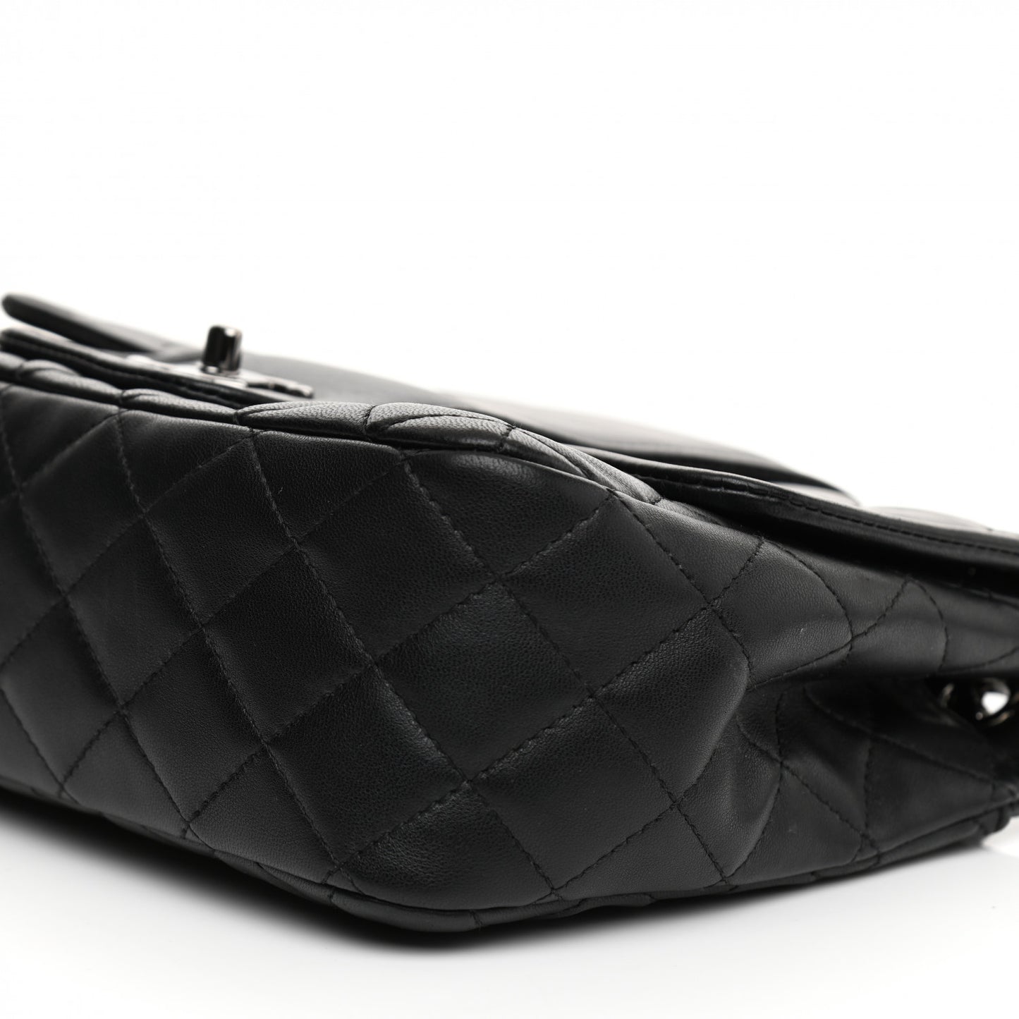 Lambskin Quilted Elementary Chic Flap Black