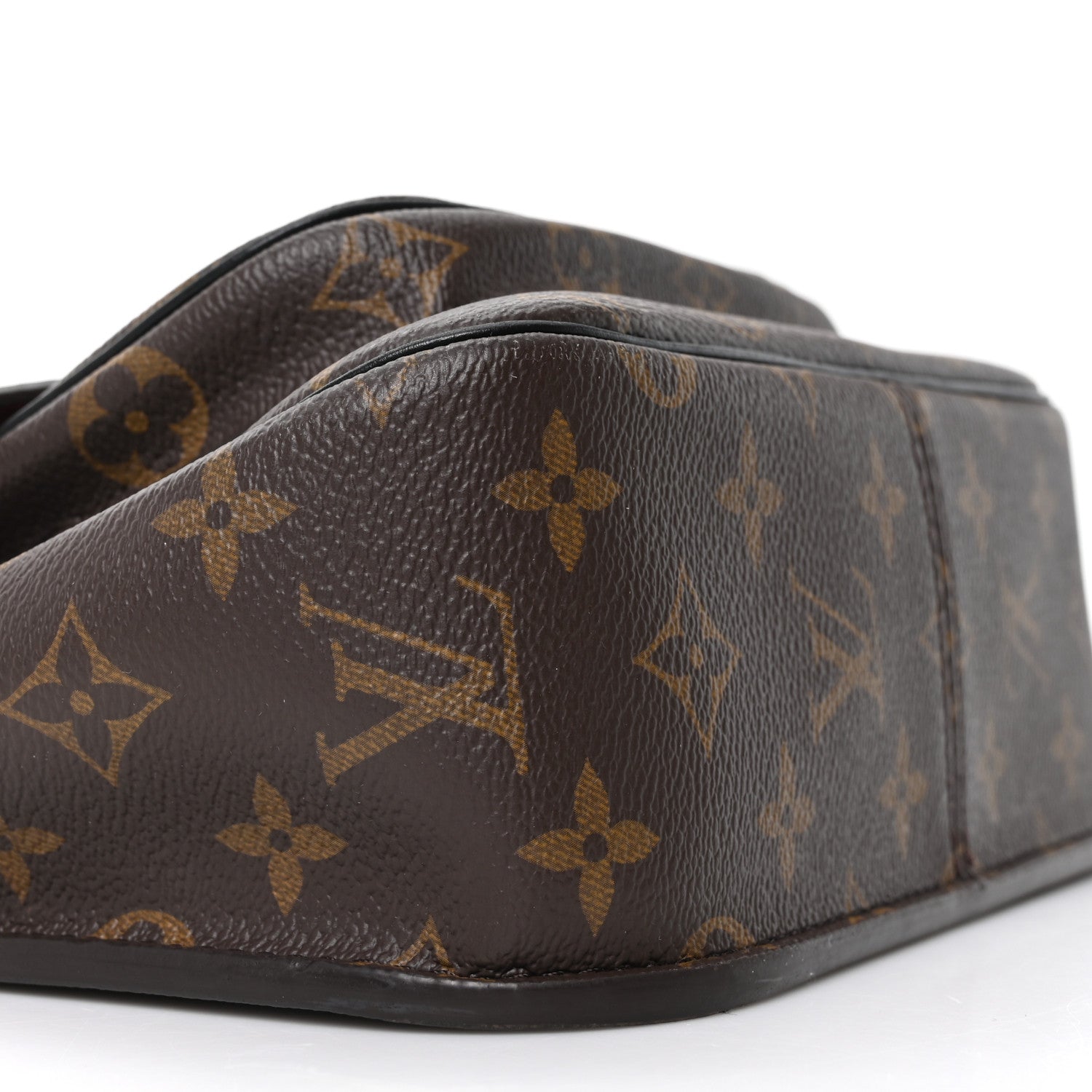 Louis Vuitton Monogram Passy 8 of 9