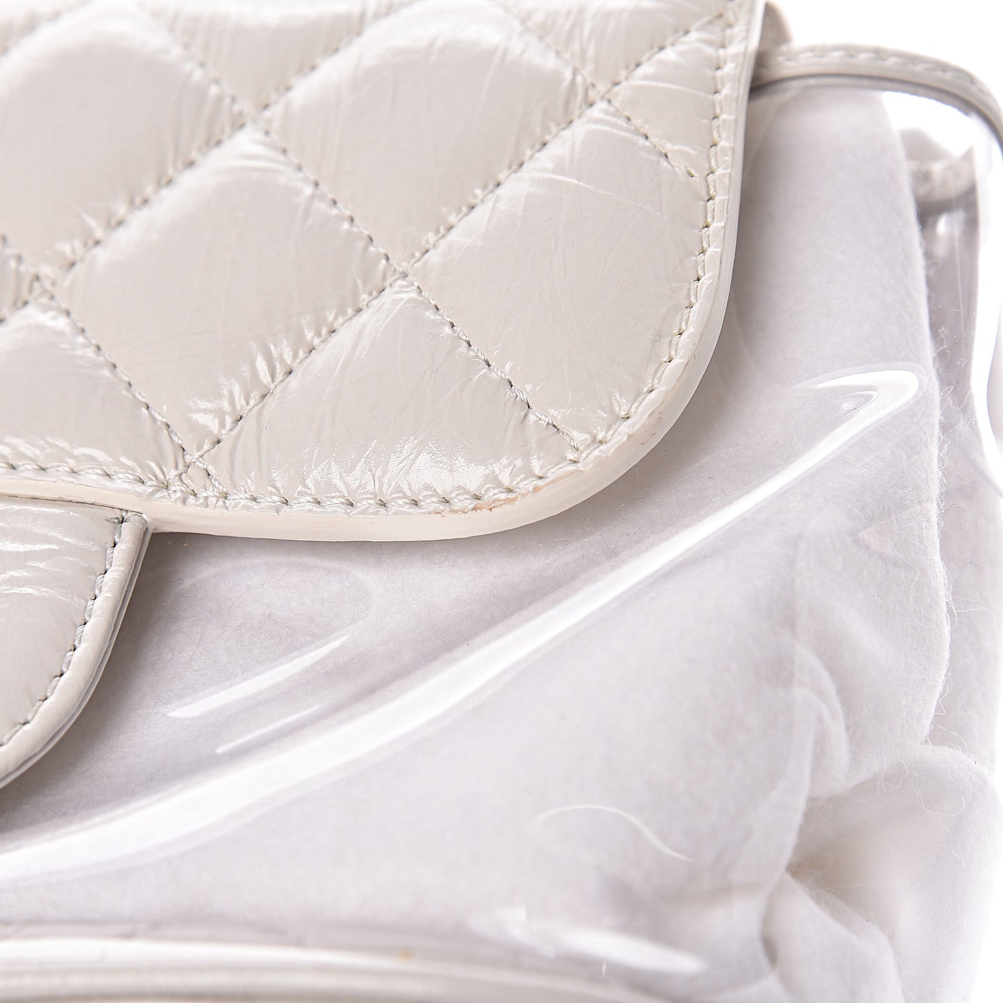 Crumpled Calfskin PVC Quilted Flap White