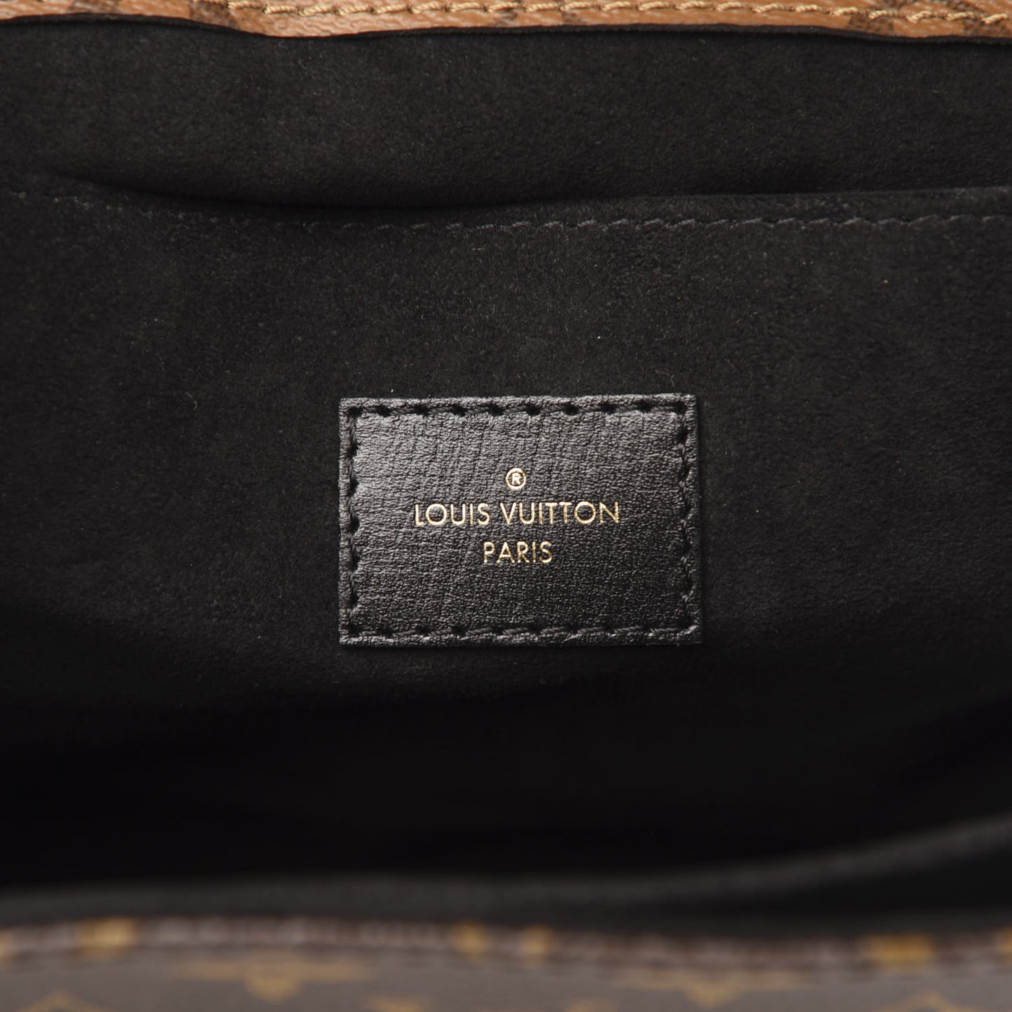 Reverse Monogram Pochette Metis