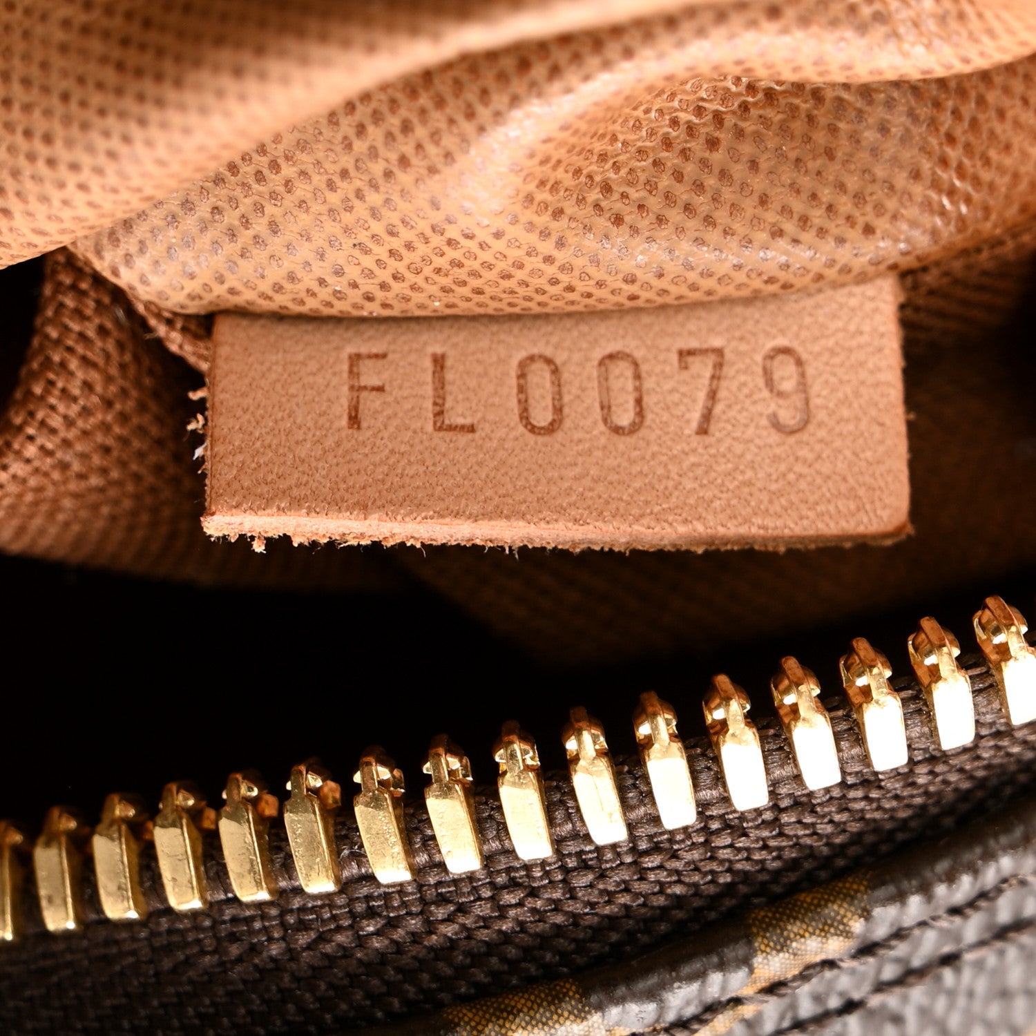 Louis Vuitton Monogram Neo Eole 55 6 of 14