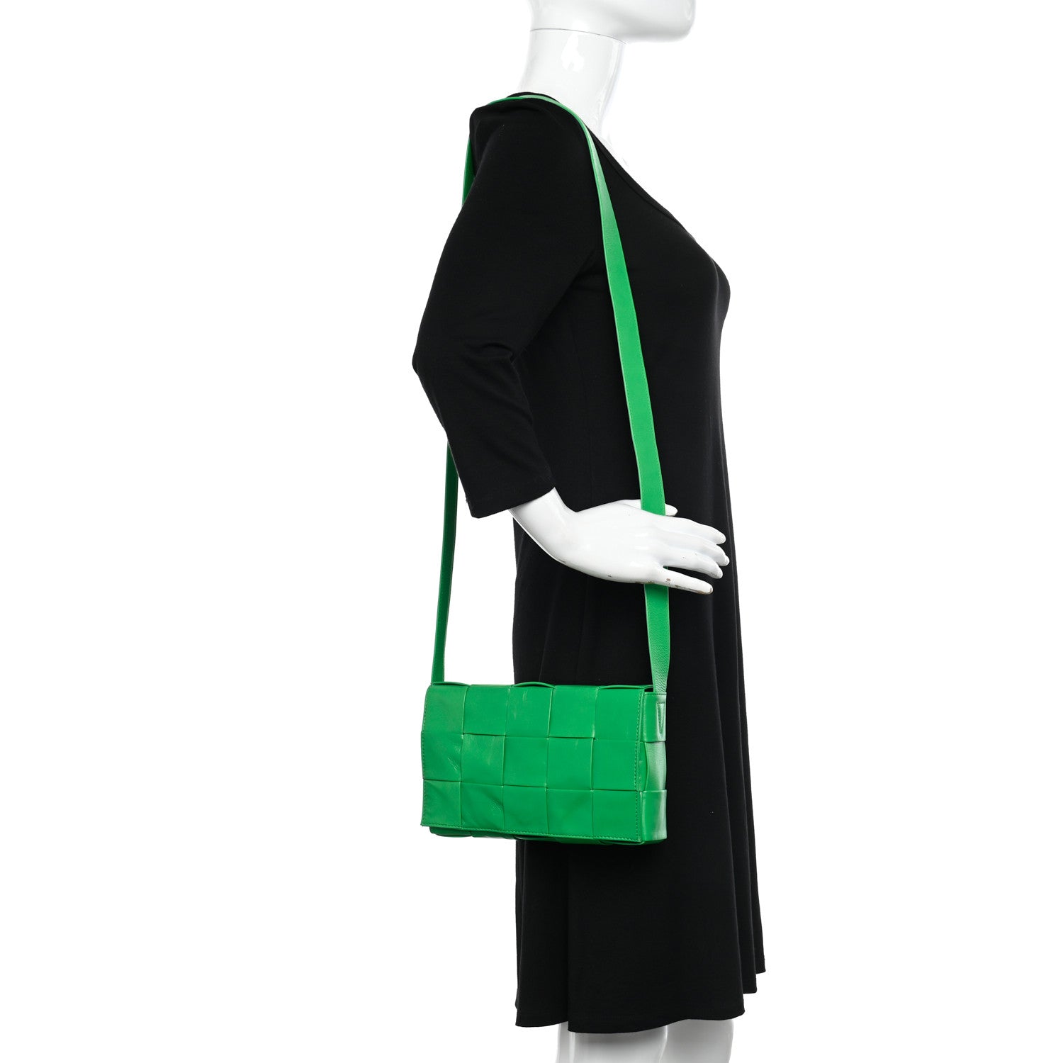 Bottega Veneta Paper Calfskin Maxi Intreccio Cassette Crossbody Bag Grass 2 of 9