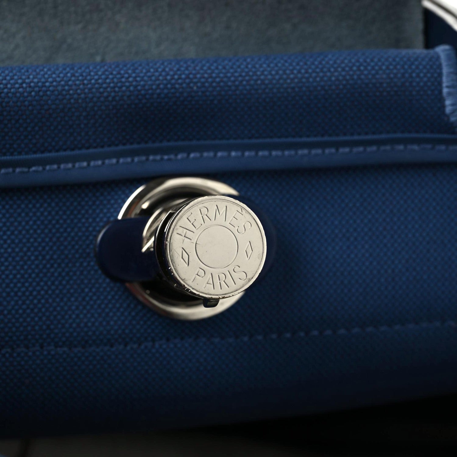 Hermes Vache Hunter Toile Militaire Herbag Zip 31 PM Bleu Brighton Bleu Saphir 11 of 11