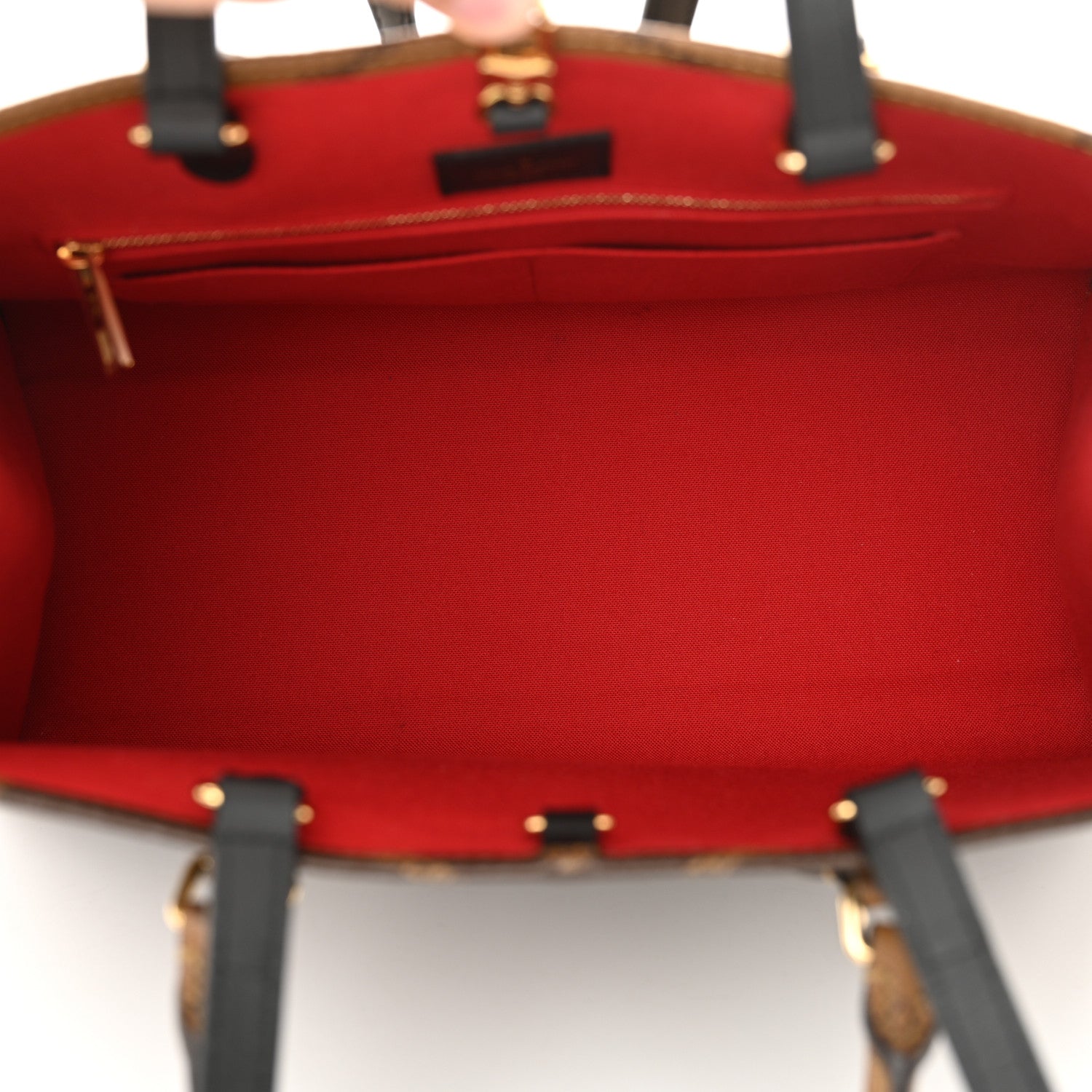 Louis Vuitton Reverse Monogram Giant Onthego MM 5 of 9