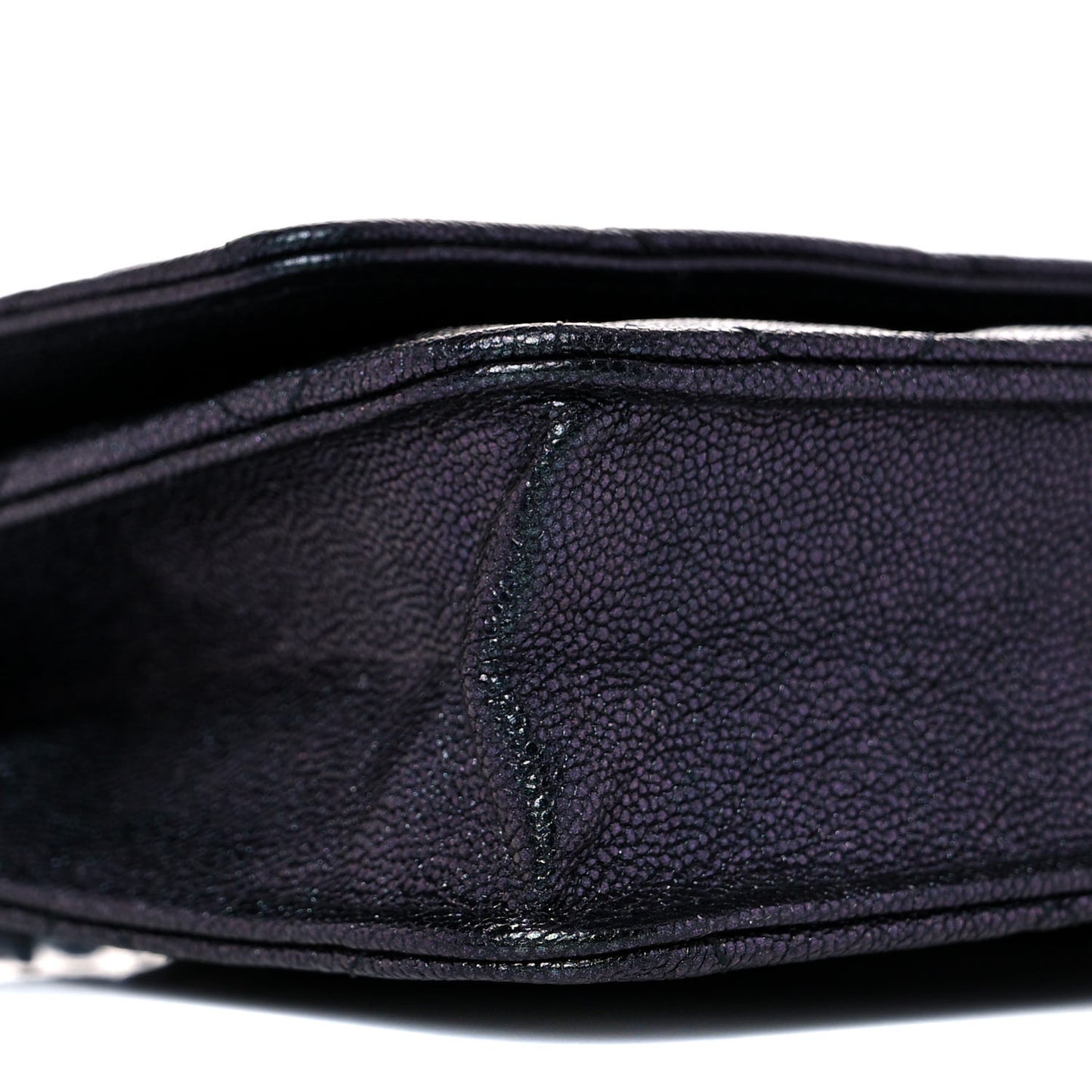 Iridescent Caviar Quilted Wallet On Chain WOC Black