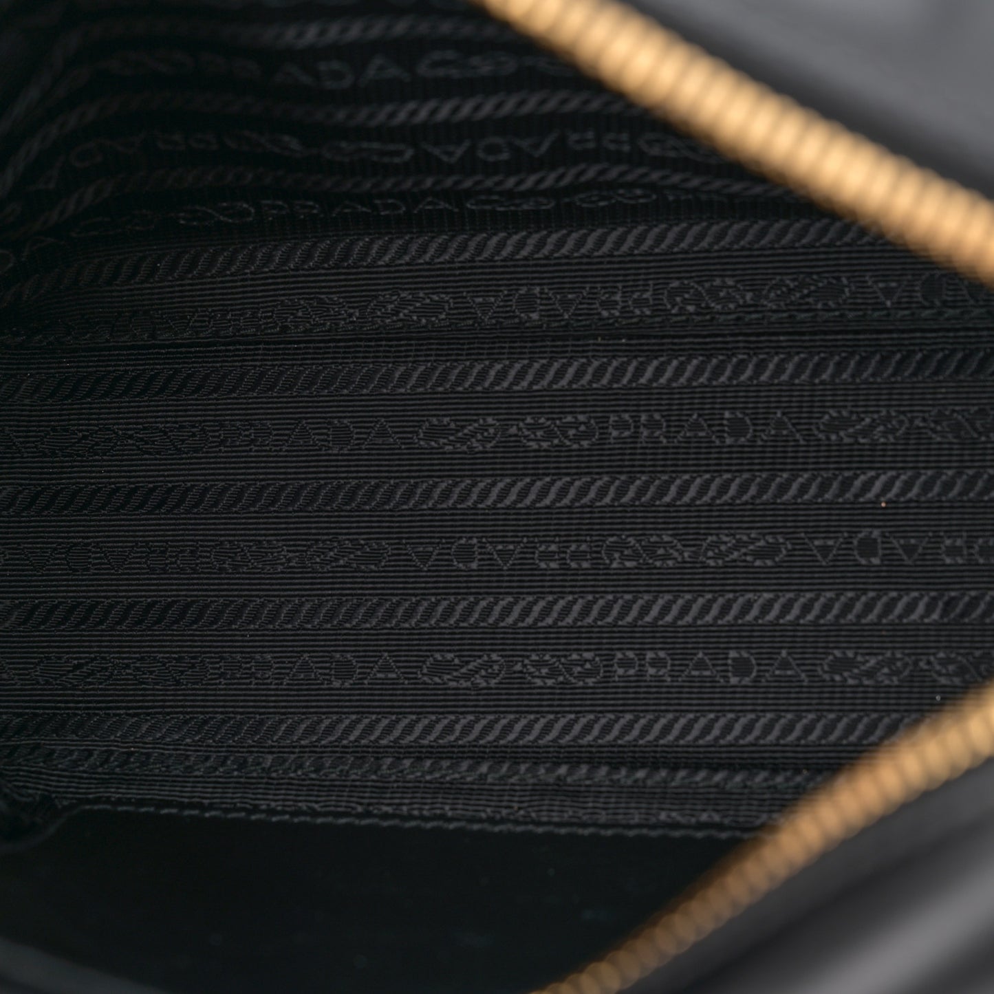 City Calf Mirage Camera Bag Black