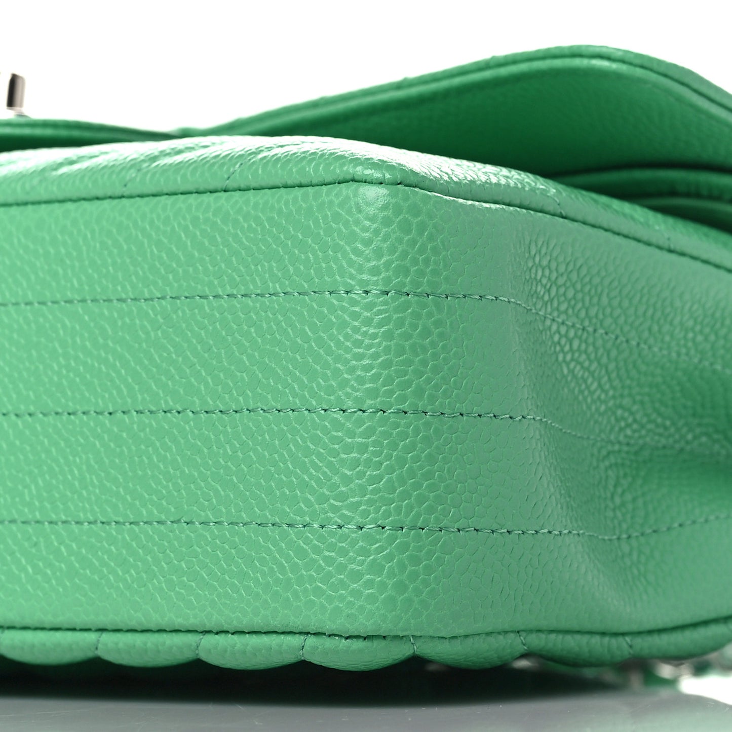 Caviar Chevron Quilted Medium Double Flap Green