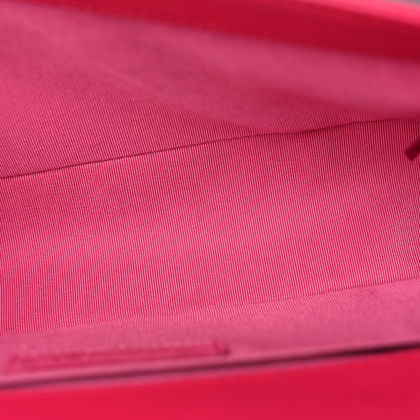 Lambskin Quilted Medium Boy Flap Fuchsia
