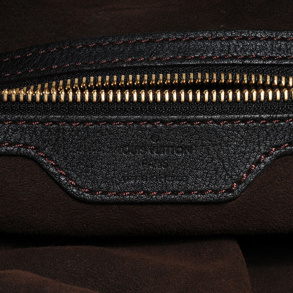 Louis Vuitton Mahina L Black 6 of 7