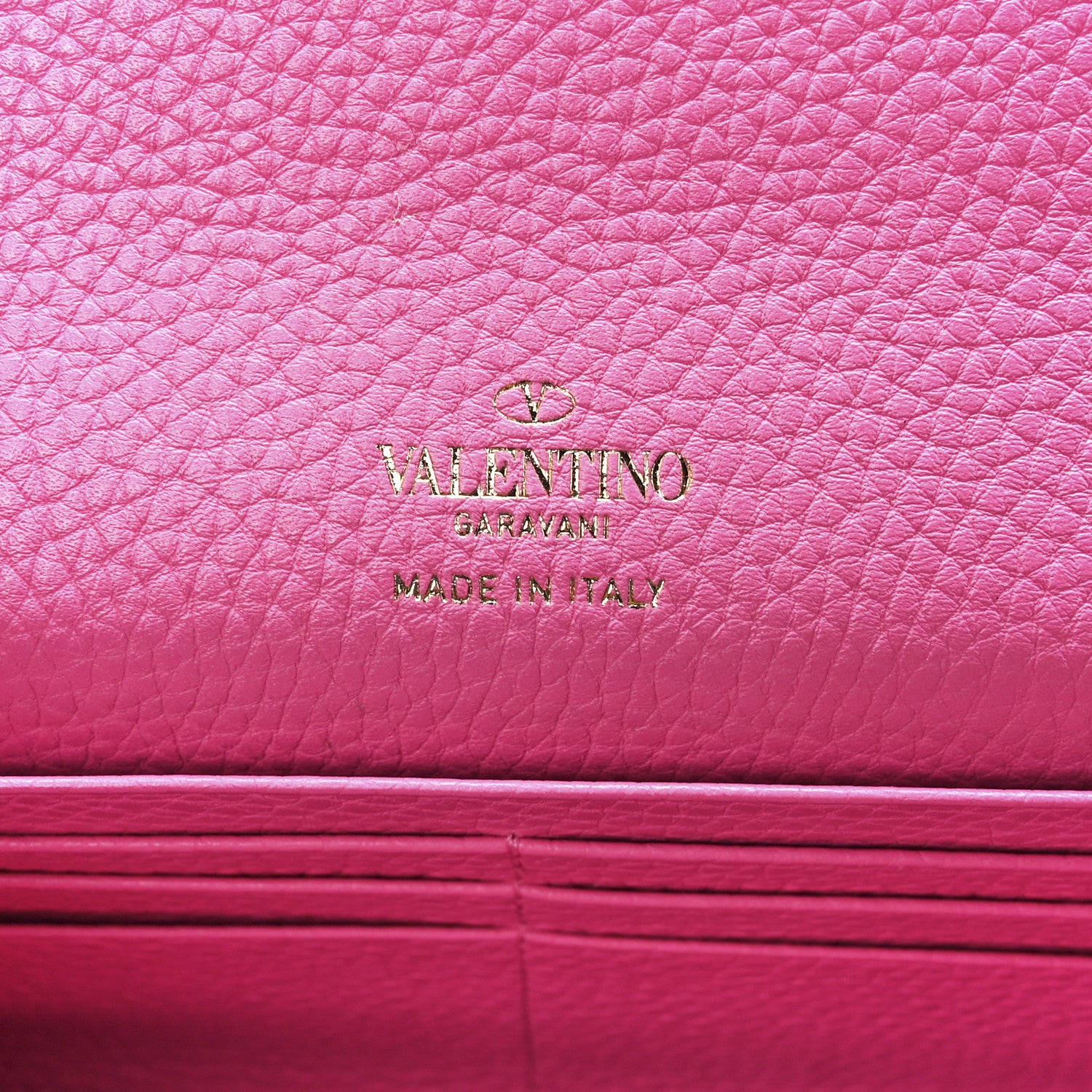 Valentino Garavani Pebbled Calfskin Rockstud Flip Lock Wallet On Chain Dawn Pink 5 of 10