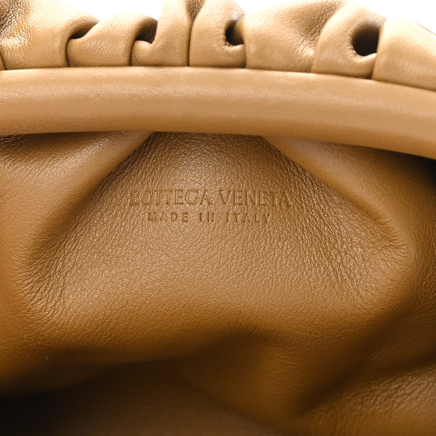 Butter Calfskin The Mini Pouch Cammello