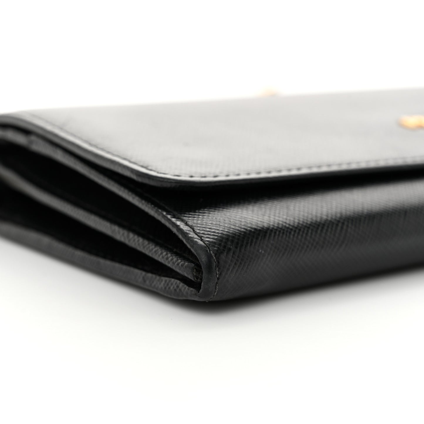 Saffiano Metal Oro Chain Wallet Black
