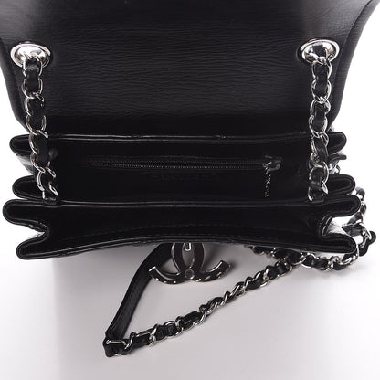 Chanel Washed Calfskin Hamptons Flap Bag Black 5 of 11