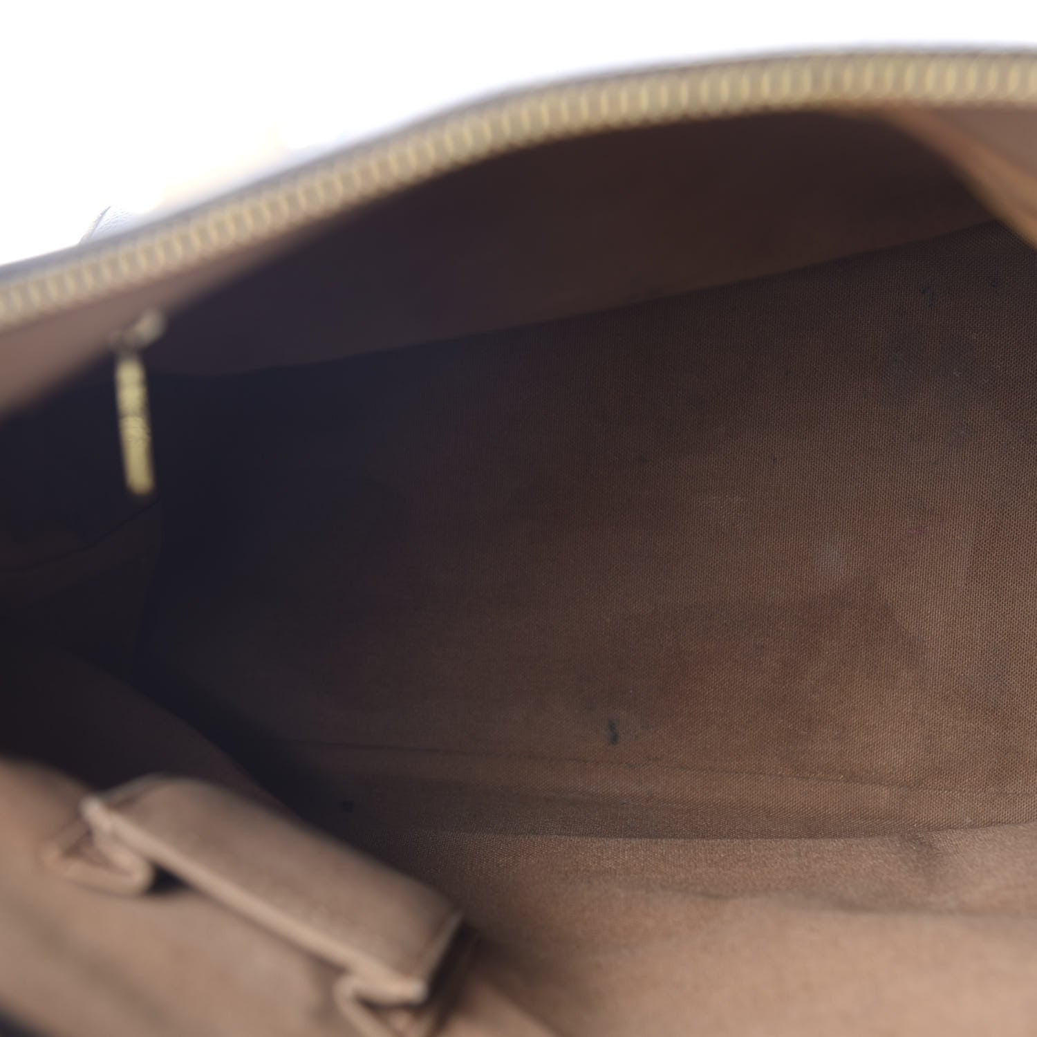 Louis Vuitton Monogram Cabas Mezzo 8 of 12