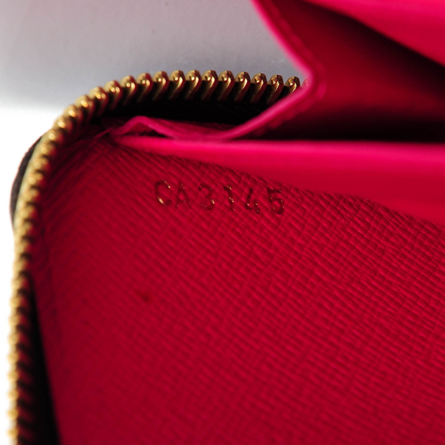 Louis Vuitton Monogram 2015 Christmas Animation Zippy Wallet Hibiscus 7 of 7
