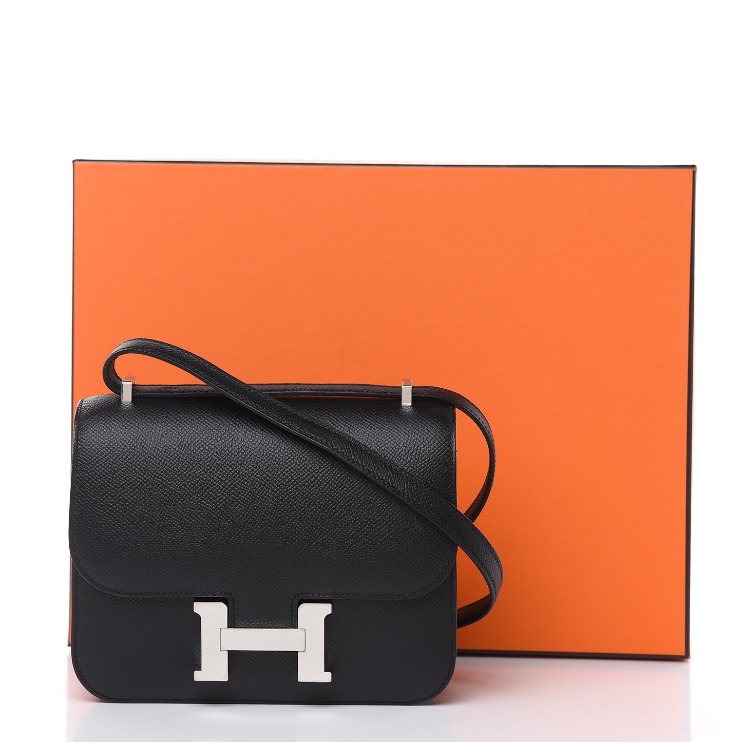 Epsom Constance 18 Black