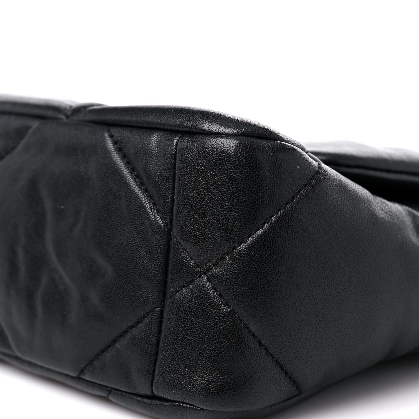 Lambskin Quilted Medium Chanel 19 Flap Black
