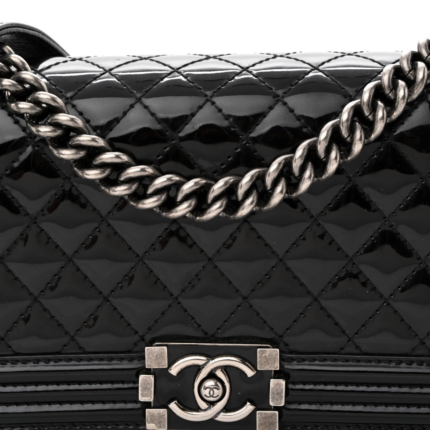 Patent Calfskin Quilted Medium Boy Flap Black