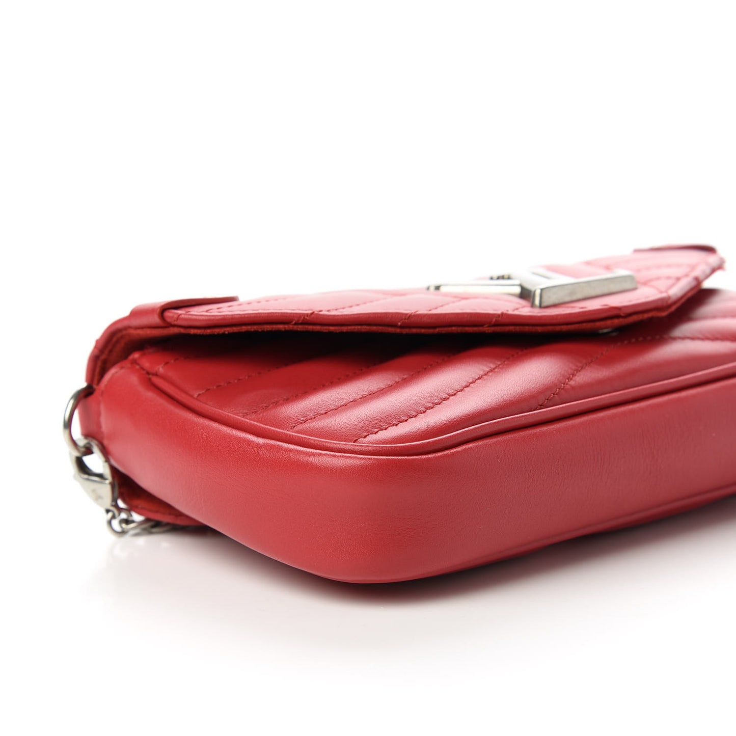 Calfskin New Wave Chain Pochette Scarlet