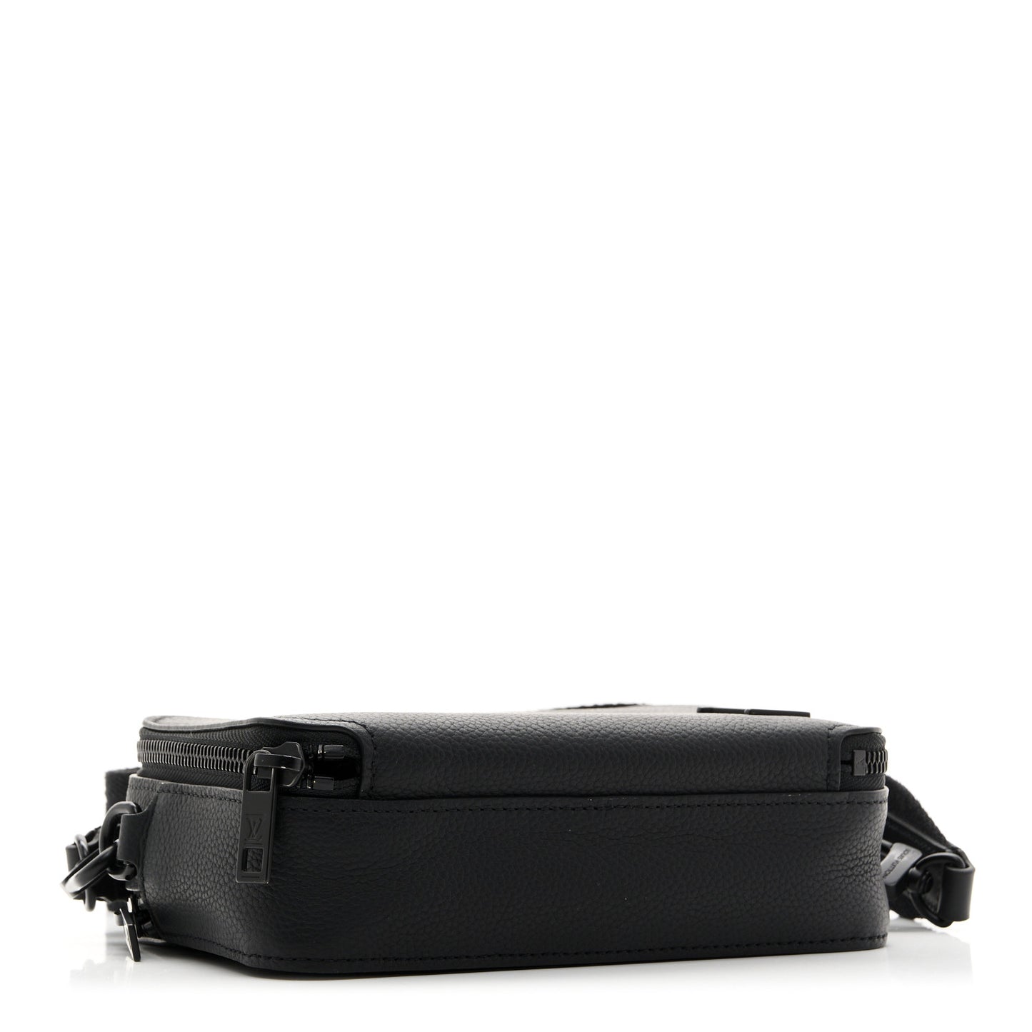 Calfskin Aerogram Alpha Wearable Wallet Black