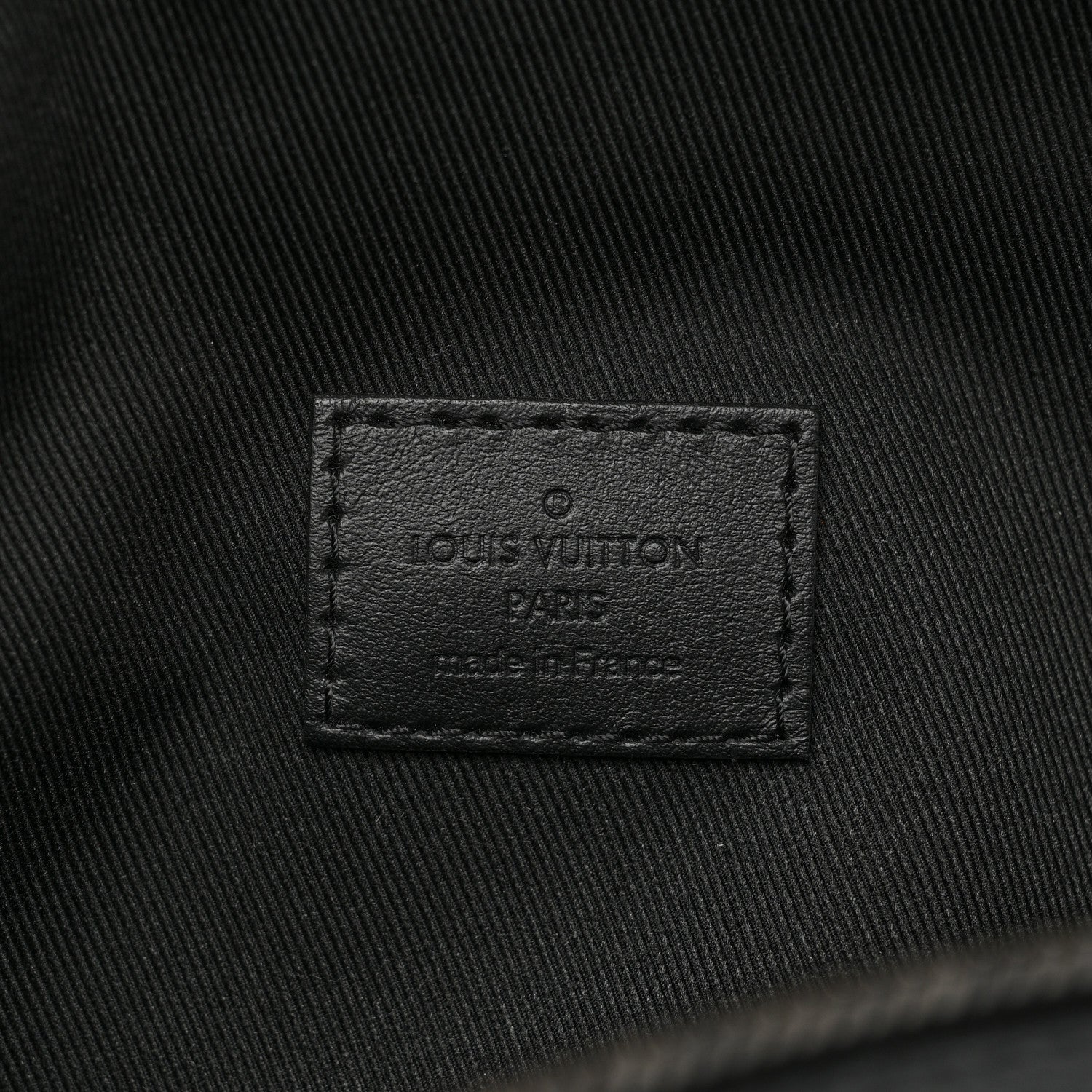 Louis Vuitton Monogram Eclipse Discovery Bumbag 6 of 9